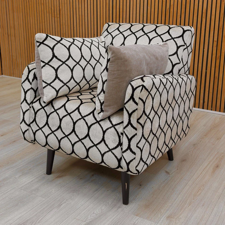 Alexander & James ’Sumptuous’ Natural Canto Fabric Accent Chair - Image 3