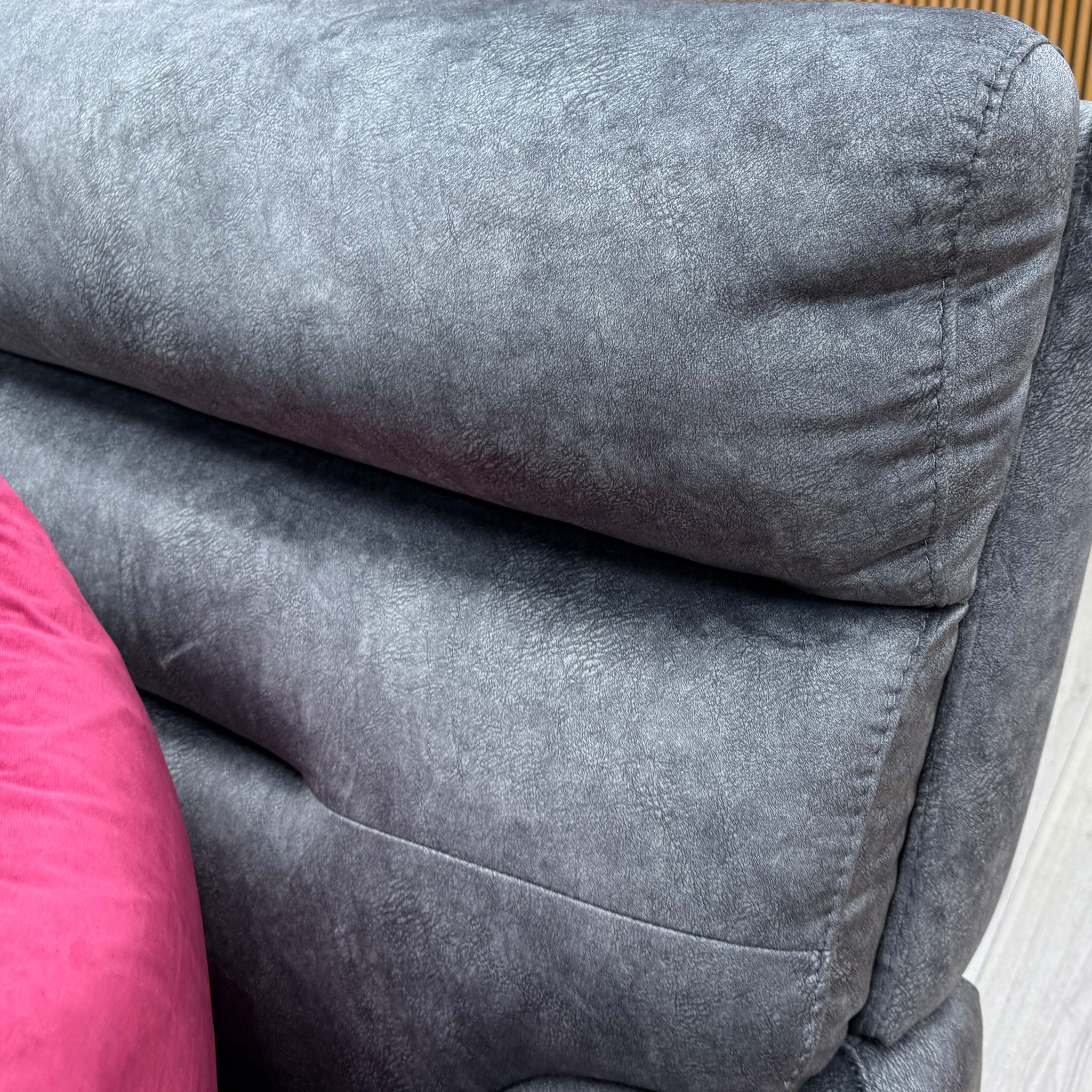 'Cinemax' Marble Dark Grey Be-0101 Velvet Chair - Image 5