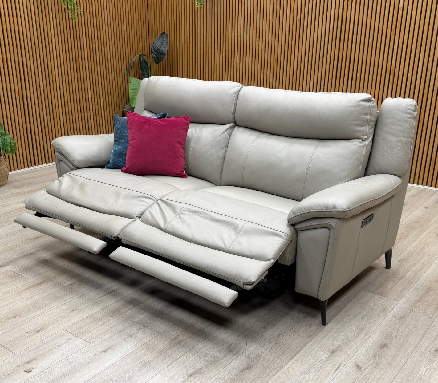 ‘Panache’ Lead Grey Cat-40/31 Leather 3 Seater Power Recliner Sofa - Image 3
