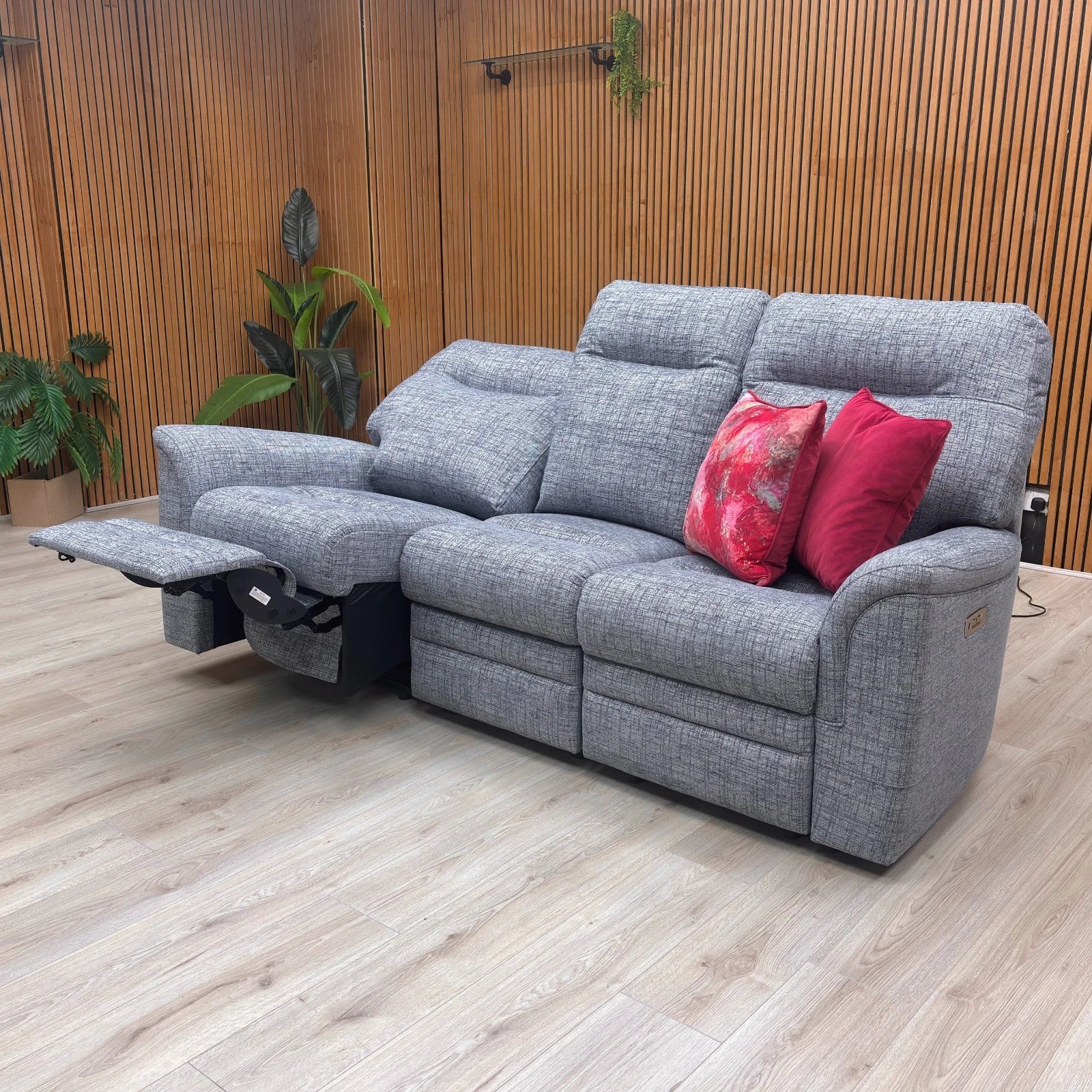 Parker Knoll ‘Hudson 23’ Dash Blue 001497-0080 Tight Weave Fabric 3 Seater Power Recliner Sofa - Image 3