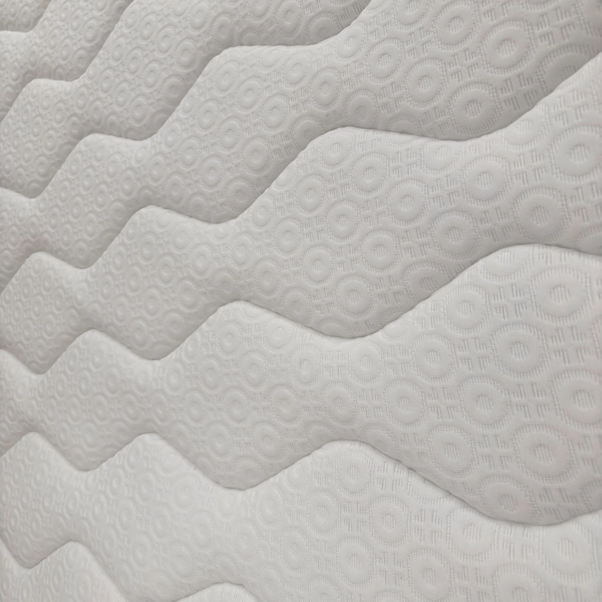 'Silentnight' Ashford 1400 Mirapocket Spring Memory Mattress - King - Image 4